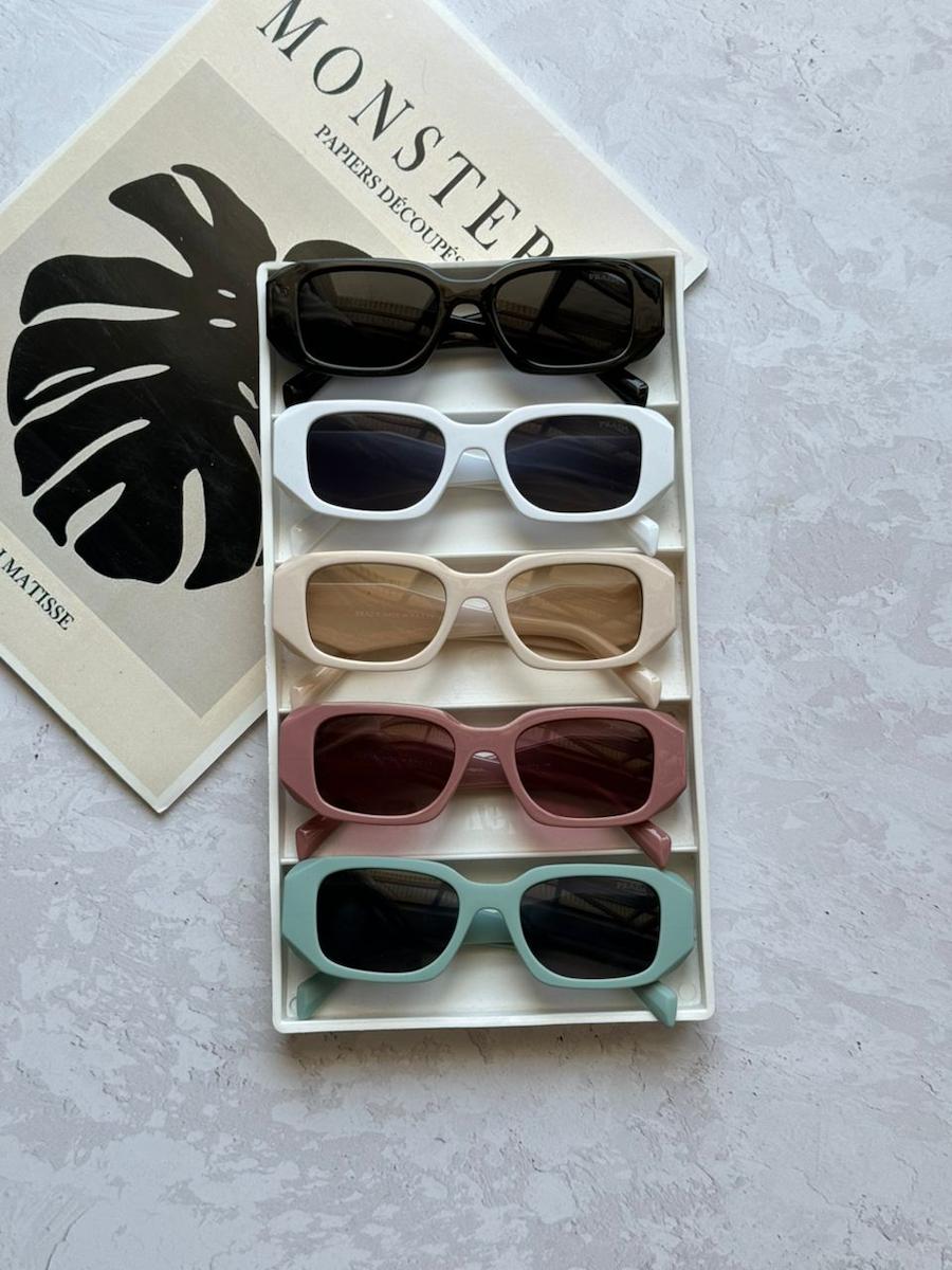 عینک آفتابی پرادا Prada – فریم لوکس